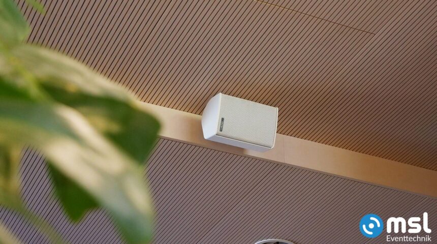 Einfach und flexibel: AV-Technik im Reusspark Niederwil